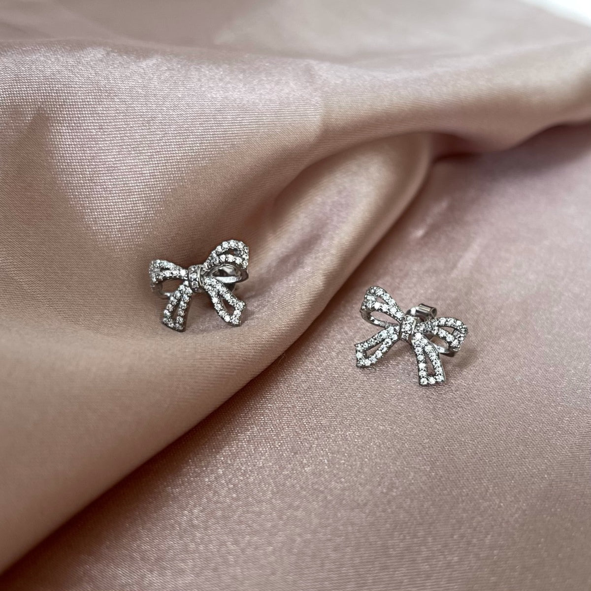 [Together]Dainty Bow Shape Earrings