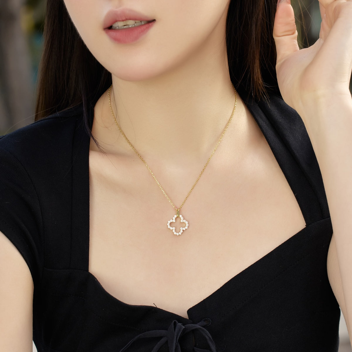 [Together]Four-Leaf Clover Hollow Design Exquisite Necklace