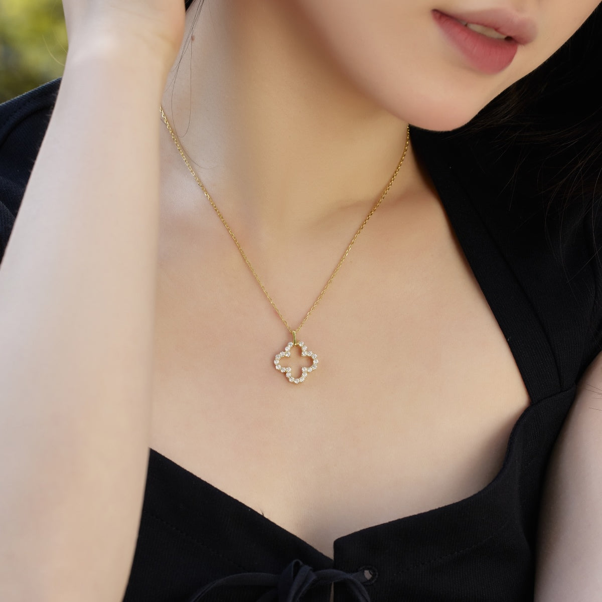 [Together]Four-Leaf Clover Hollow Design Exquisite Necklace