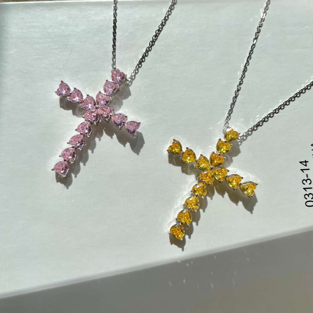 [Together]Radiant Cross Shape Necklace