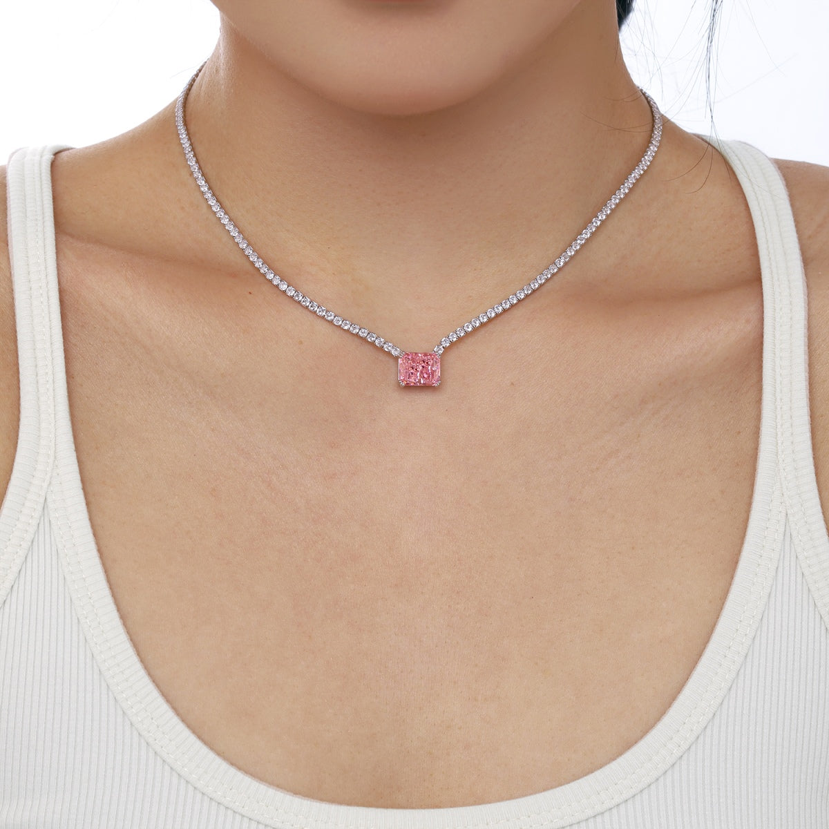 [Together]4.0 Carat Elegant Radiant Cut Necklace