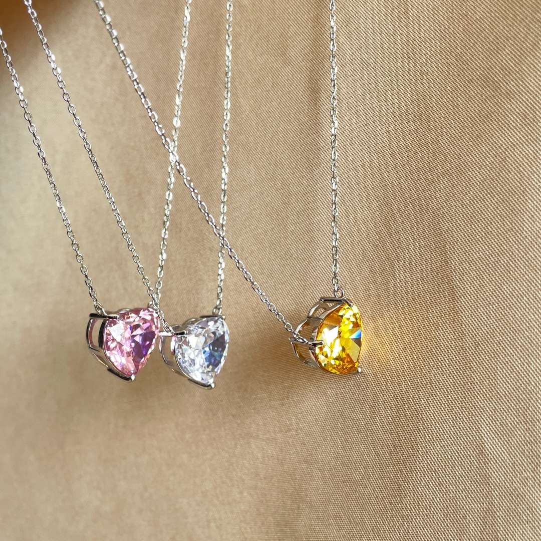 [Together]6.0 carat Radiant Heart Shape Necklace