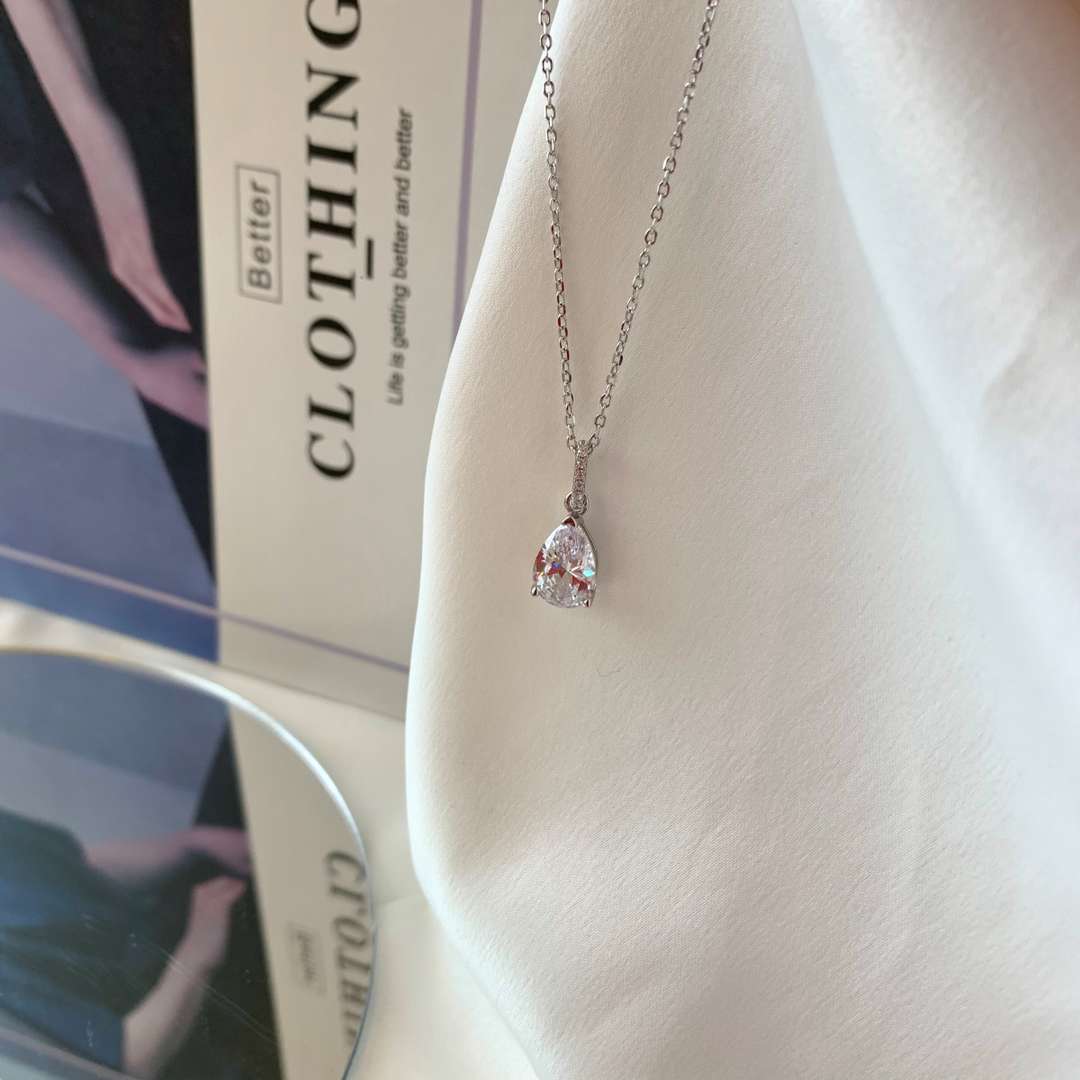 [Together]Delicate Water Drop Shape Fashion Necklace