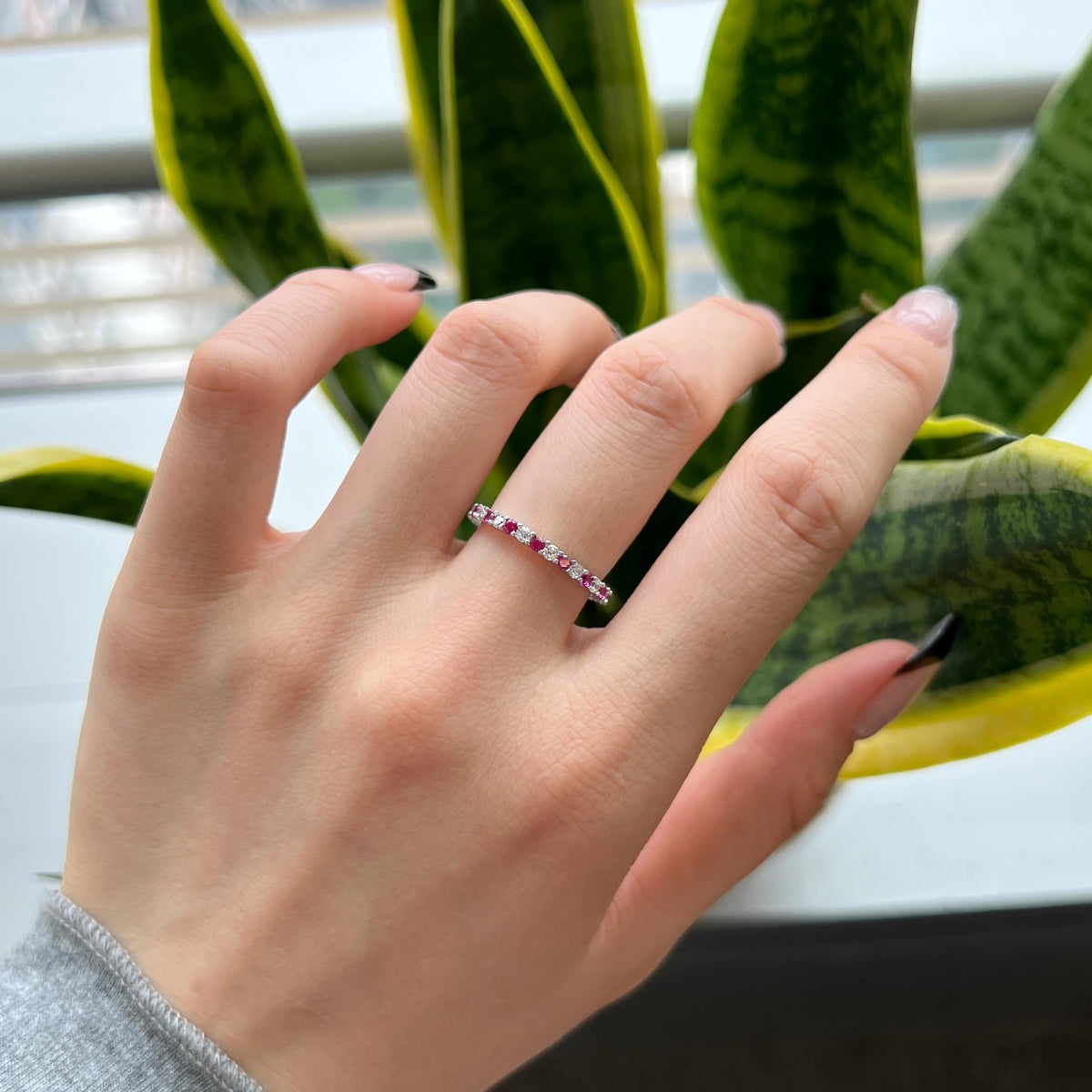 [Together]Exquisite Colorful Round Cut Tennis Ring