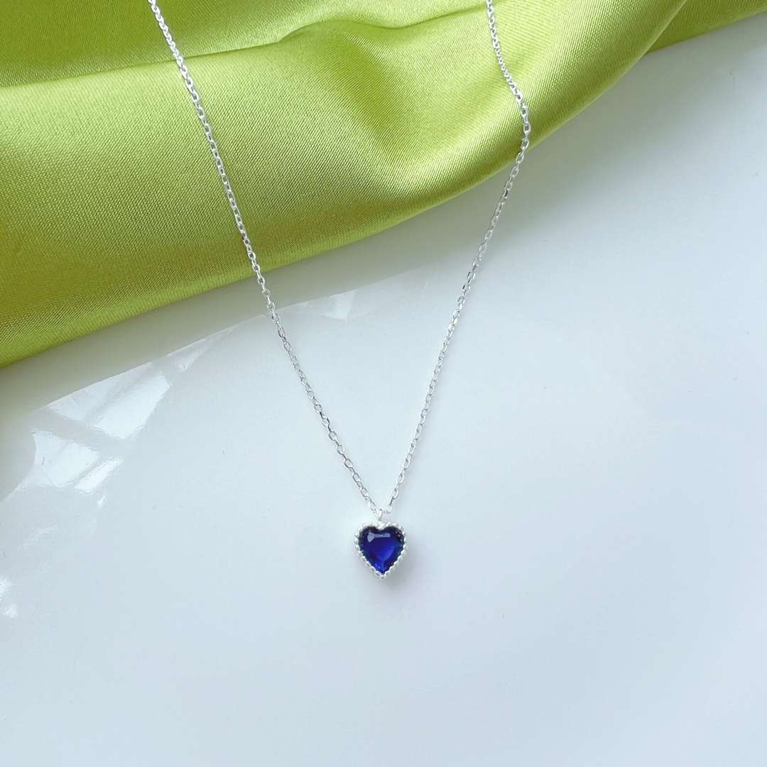 [Together]Ornate Heart Shape Necklace