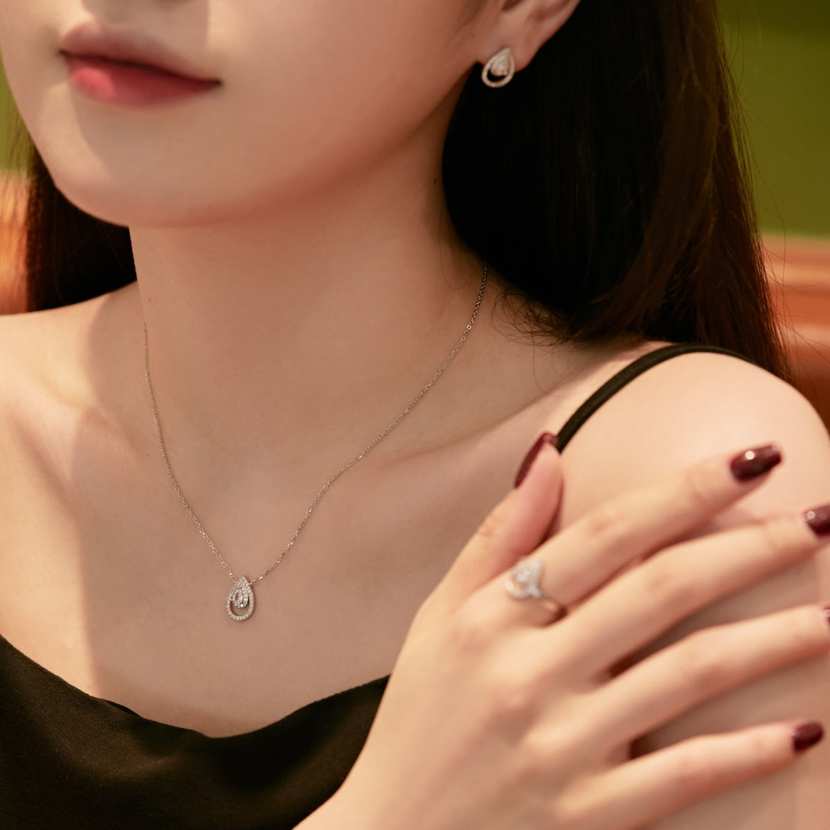 [Together]Sparkling Delicate Water Drop Shape Daily Earrings