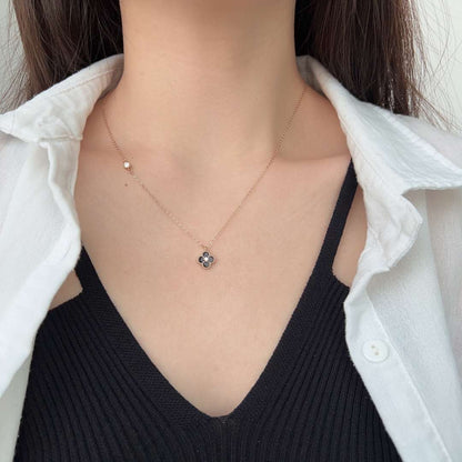 [Together]Delicate Flower Shape Necklace