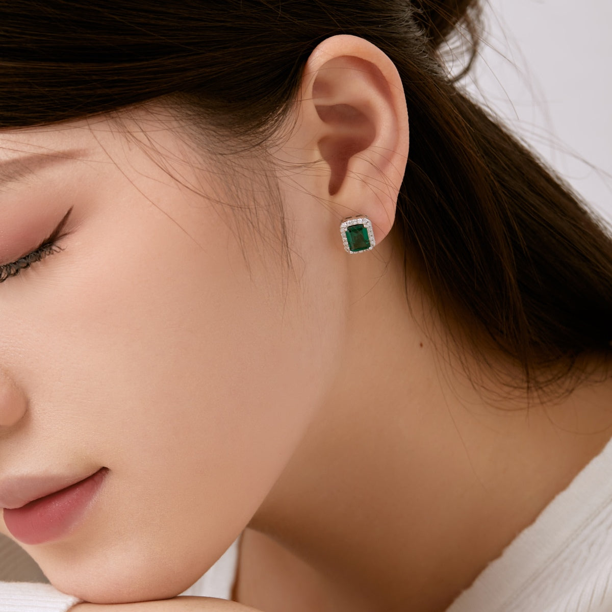 [Together]Luxurious Dainty Emerald Cut Banquet Earrings